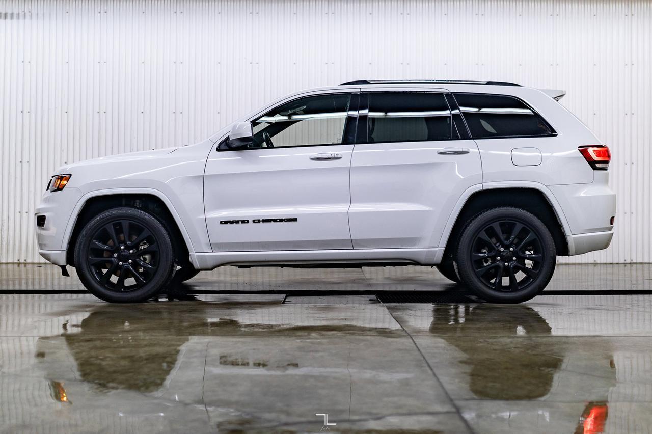 2021 Jeep Grand Cherokee 4x4 Altitude Leather Nav BCam Red Deer AB