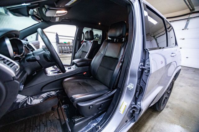 2021 Jeep Grand Cherokee 4x4 Altitude Leather Nav BCam Red Deer AB