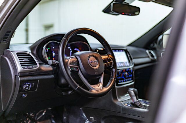 2021 Jeep Grand Cherokee 4x4 Altitude Leather Nav BCam Red Deer AB