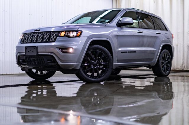 2021 Jeep Grand Cherokee 4x4 Altitude Leather Nav BCam Red Deer AB