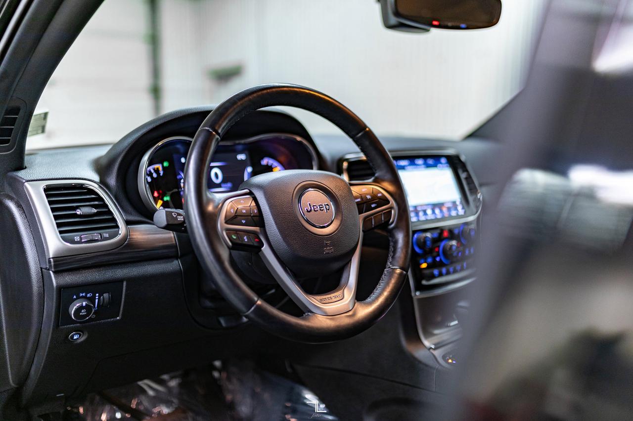 2021 Jeep Grand Cherokee 4x4 Altitude Leather Nav BCam Red Deer AB