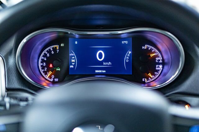 2021 Jeep Grand Cherokee 4x4 Altitude Leather Nav BCam Red Deer AB