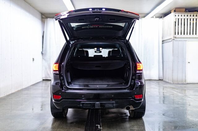 2021 Jeep Grand Cherokee 4x4 Altitude Leather Nav BCam Red Deer AB