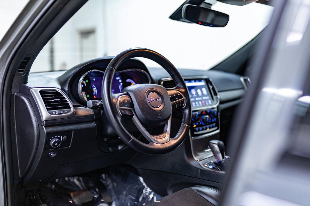 2021 Jeep Grand Cherokee 4x4 Altitude Leather Nav BCam Red Deer AB