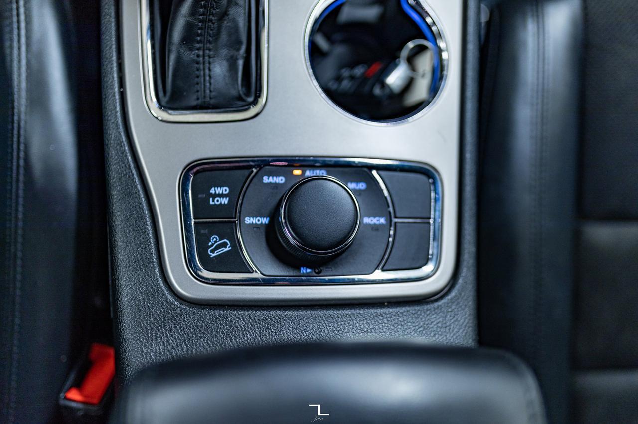 2021 Jeep Grand Cherokee 4x4 Altitude Leather Nav BCam Red Deer AB