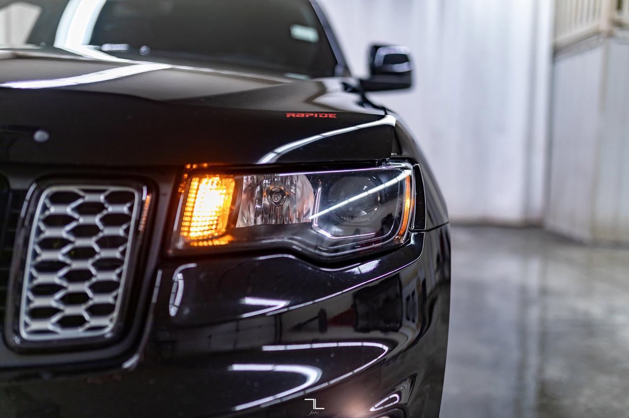 2021 Jeep Grand Cherokee 4x4 Altitude Leather Roof Nav BCam Red Deer AB