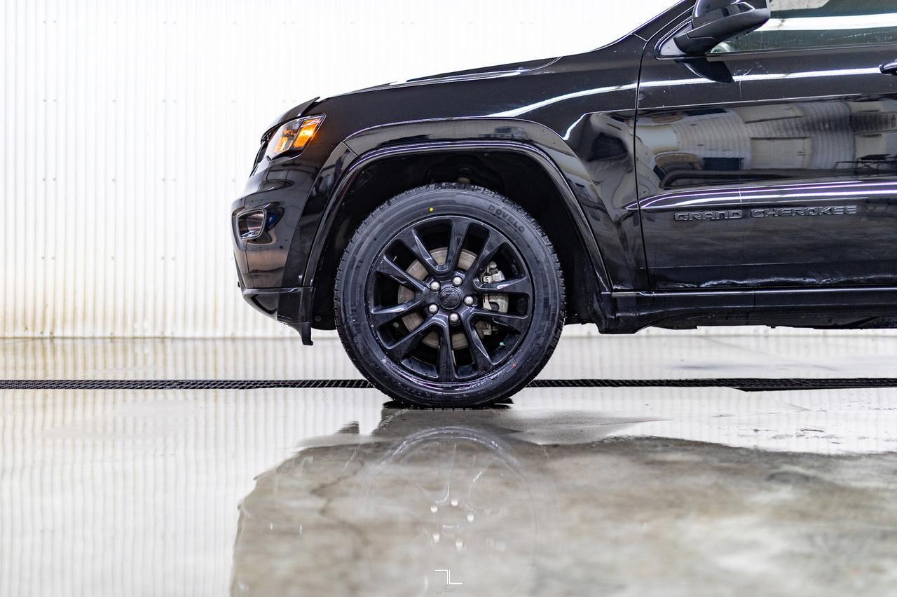 2021 Jeep Grand Cherokee 4x4 Altitude Leather Roof Nav BCam Red Deer AB