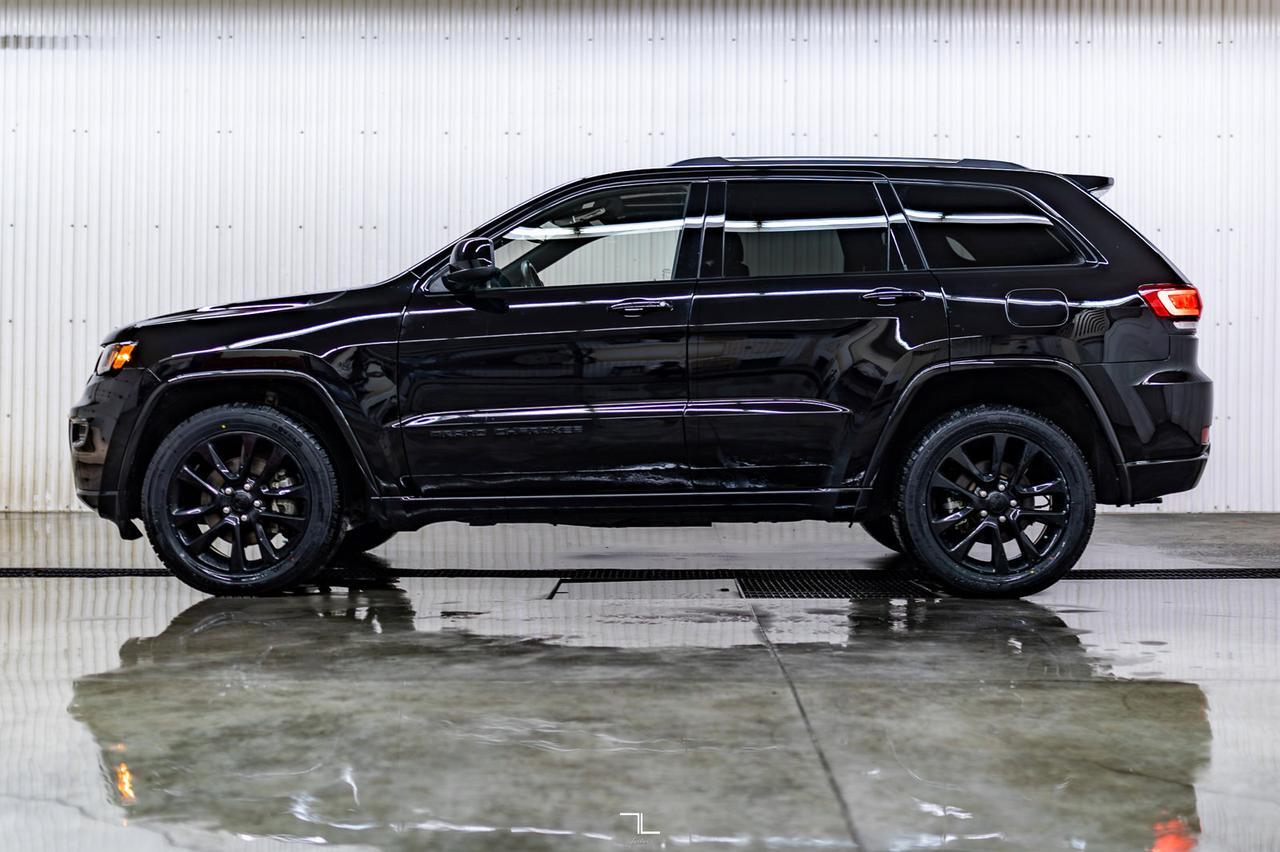 2021 Jeep Grand Cherokee 4x4 Altitude Leather Roof Nav BCam Red Deer AB