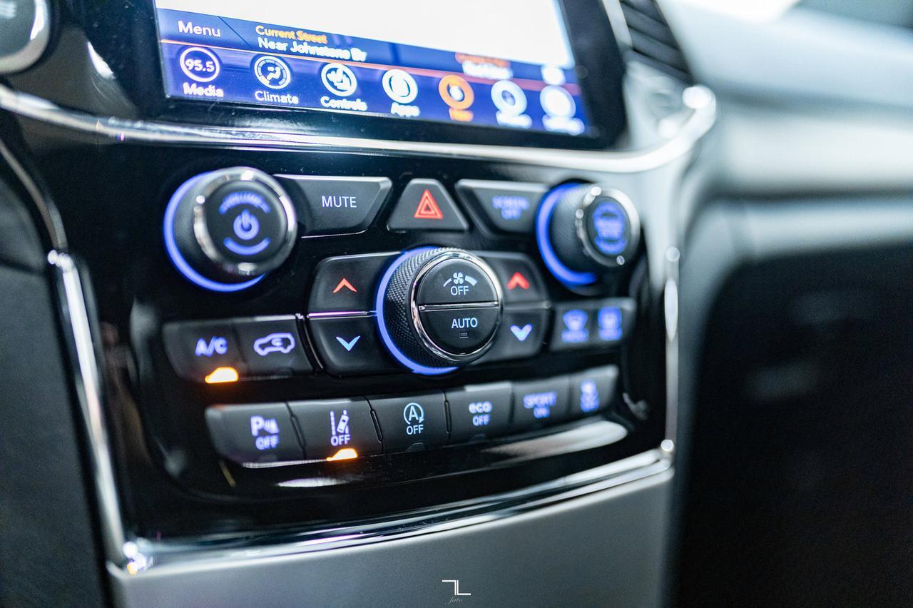 2021 Jeep Grand Cherokee 4x4 Altitude Leather Roof Nav BCam Red Deer AB