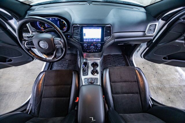 2021 Jeep Grand Cherokee 4x4 Altitude Leather Roof Nav BCam Red Deer AB