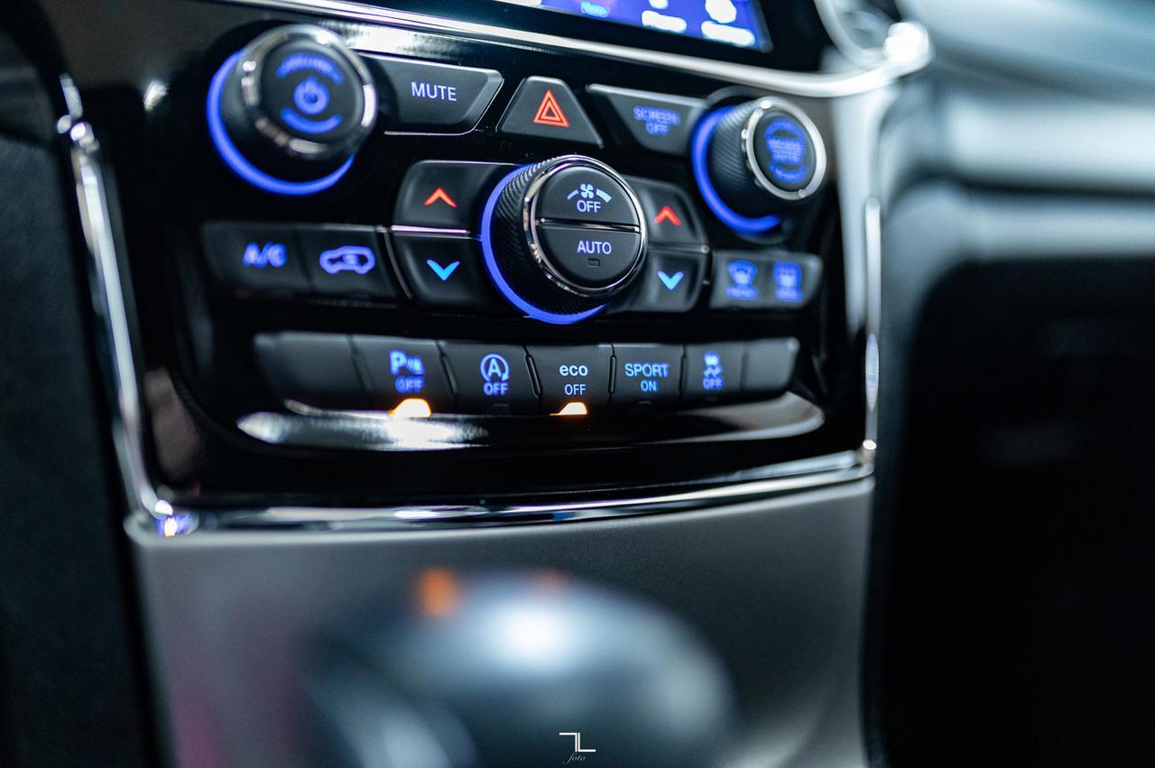 2021 Jeep Grand Cherokee 4x4 Altitude Leather Roof Nav BCam Red Deer AB