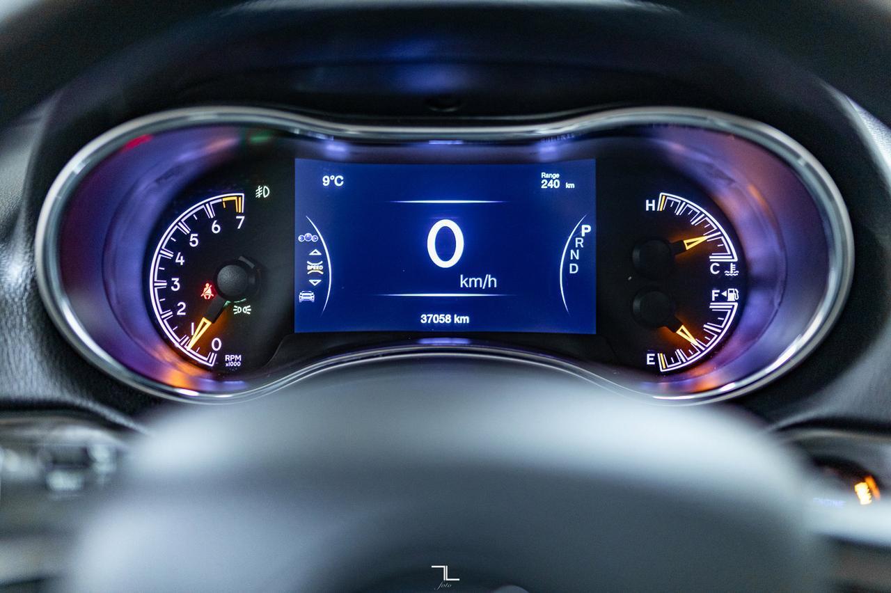 2021 Jeep Grand Cherokee 4x4 Altitude Leather Roof Nav BCam Red Deer AB