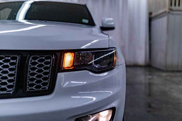 2021 Jeep Grand Cherokee 4x4 Altitude Leather Roof Nav BCam Red Deer AB