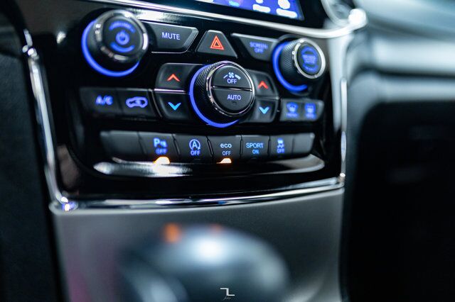 2021 Jeep Grand Cherokee 4x4 Altitude Leather Roof Nav BCam Red Deer AB