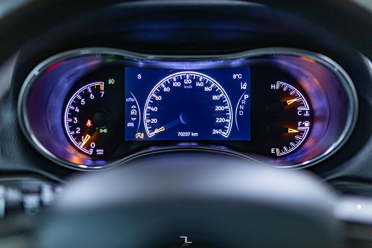 2021 Jeep Grand Cherokee 4x4 Altitude Leather Roof Nav BCam Red Deer AB