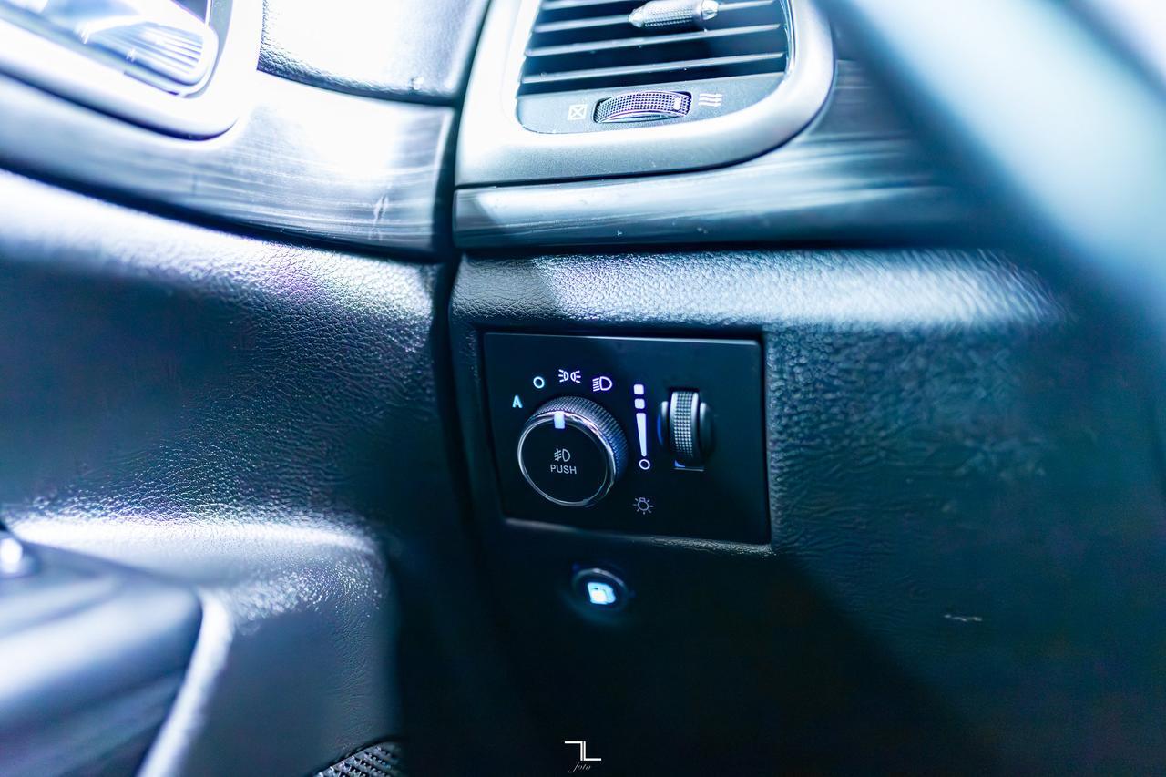 2021 Jeep Grand Cherokee 4x4 Altitude Leather Roof Nav BCam Red Deer AB