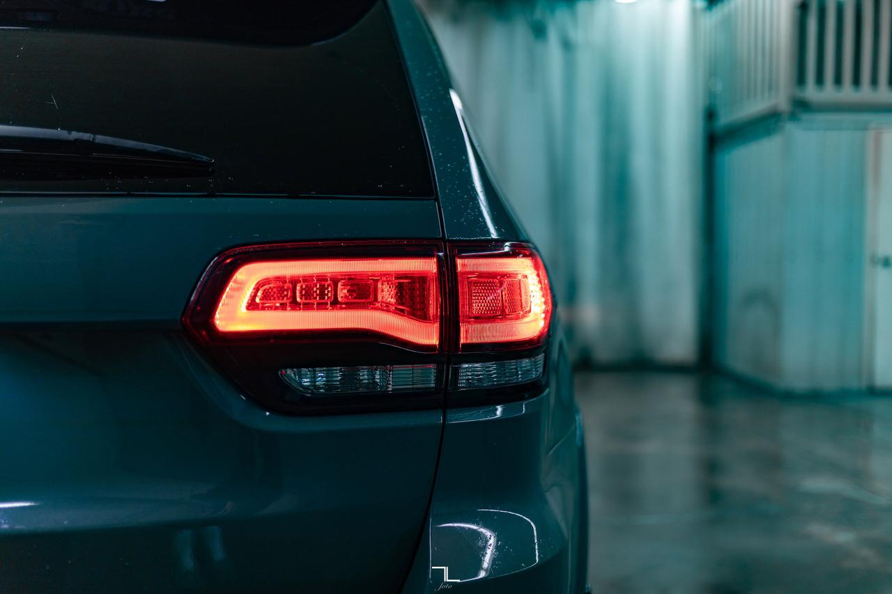 2021 Jeep Grand Cherokee 4x4 Altitude Leather Roof Nav BCam Red Deer AB