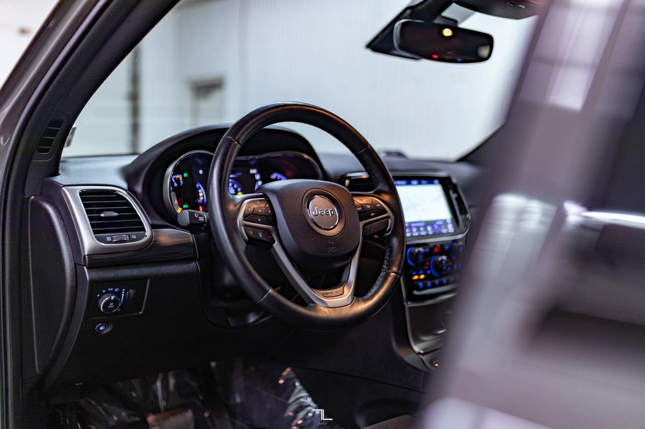 2021 Jeep Grand Cherokee 4x4 Altitude Leather Roof Nav Red Deer AB