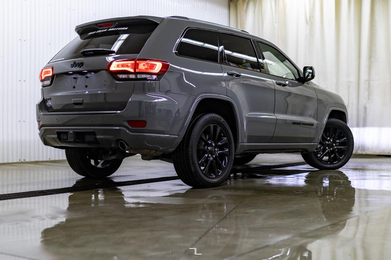 2021 Jeep Grand Cherokee 4x4 Altitude Leather Roof Nav Red Deer AB