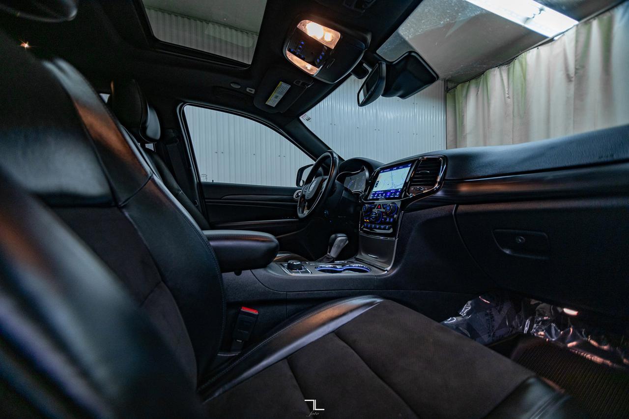 2021 Jeep Grand Cherokee 4x4 Altitude Leather Roof Nav Red Deer AB