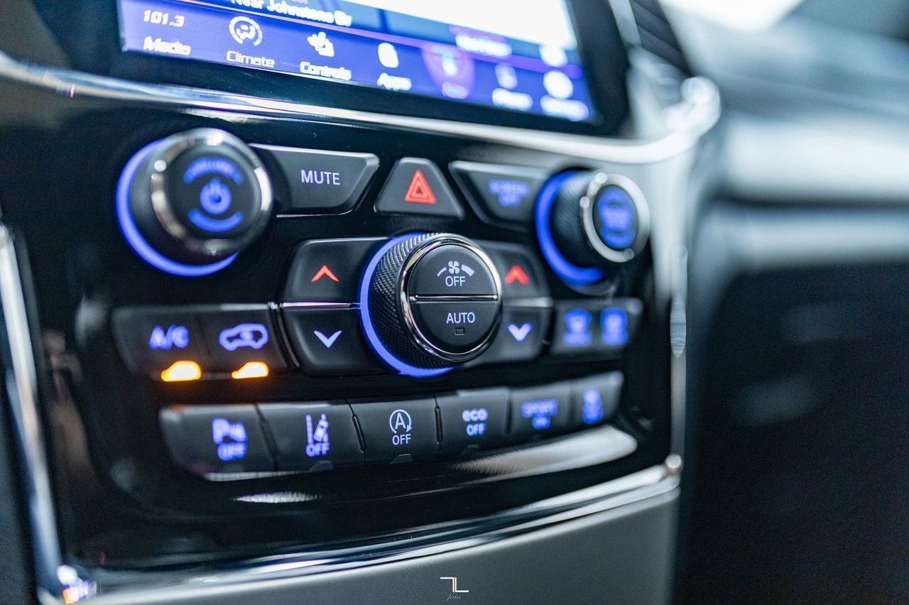 2021 Jeep Grand Cherokee 4x4 Altitude Leather Roof Nav Red Deer AB