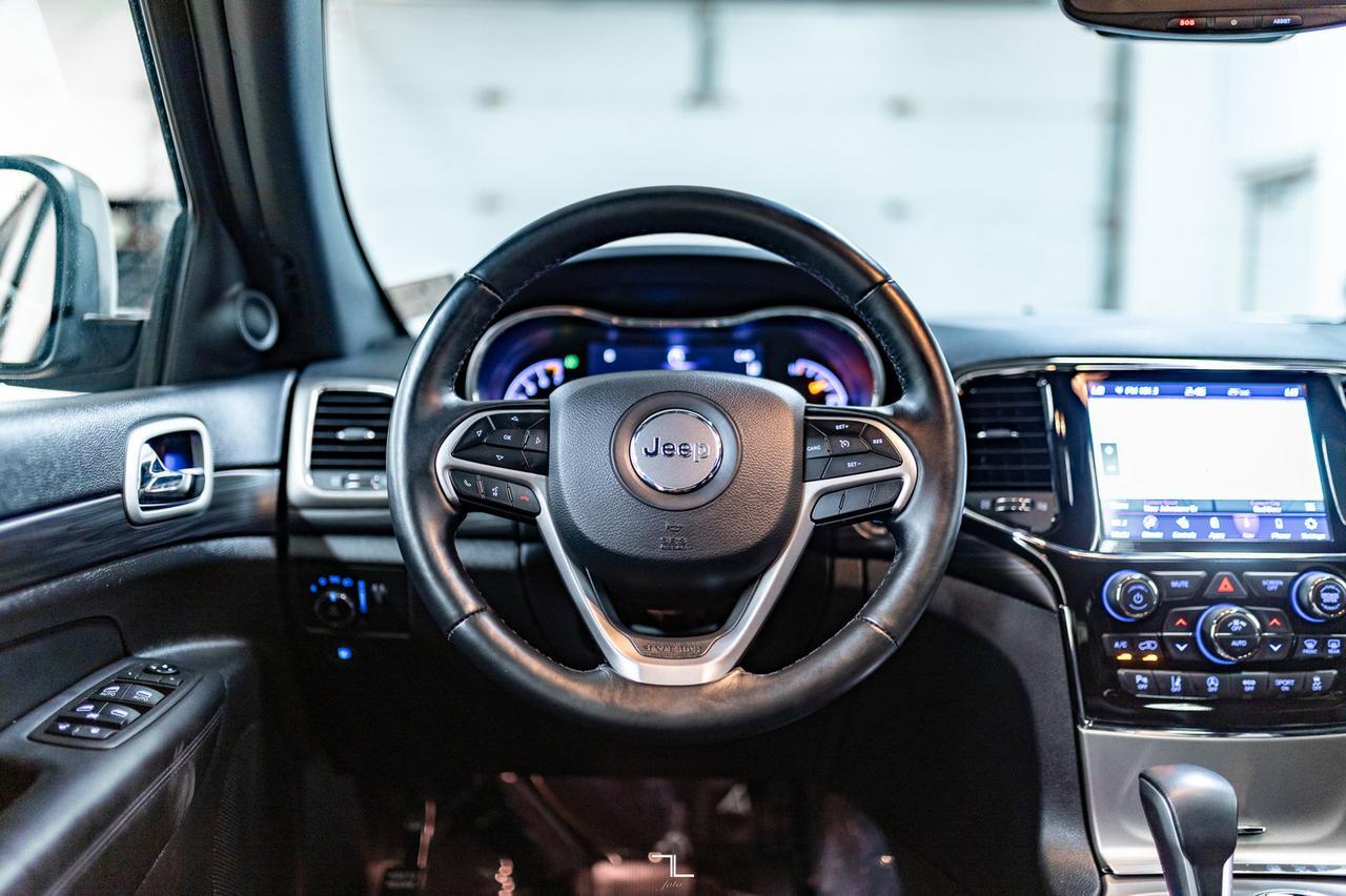 2021 Jeep Grand Cherokee 4x4 Altitude Leather Roof Nav Red Deer AB