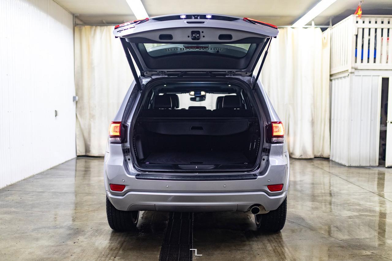 2021 Jeep Grand Cherokee 4x4 Altitude Leather Roof Nav Red Deer AB