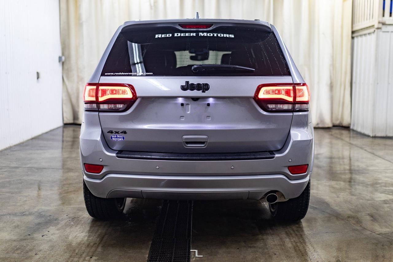 2021 Jeep Grand Cherokee 4x4 Altitude Leather Roof Nav Red Deer AB