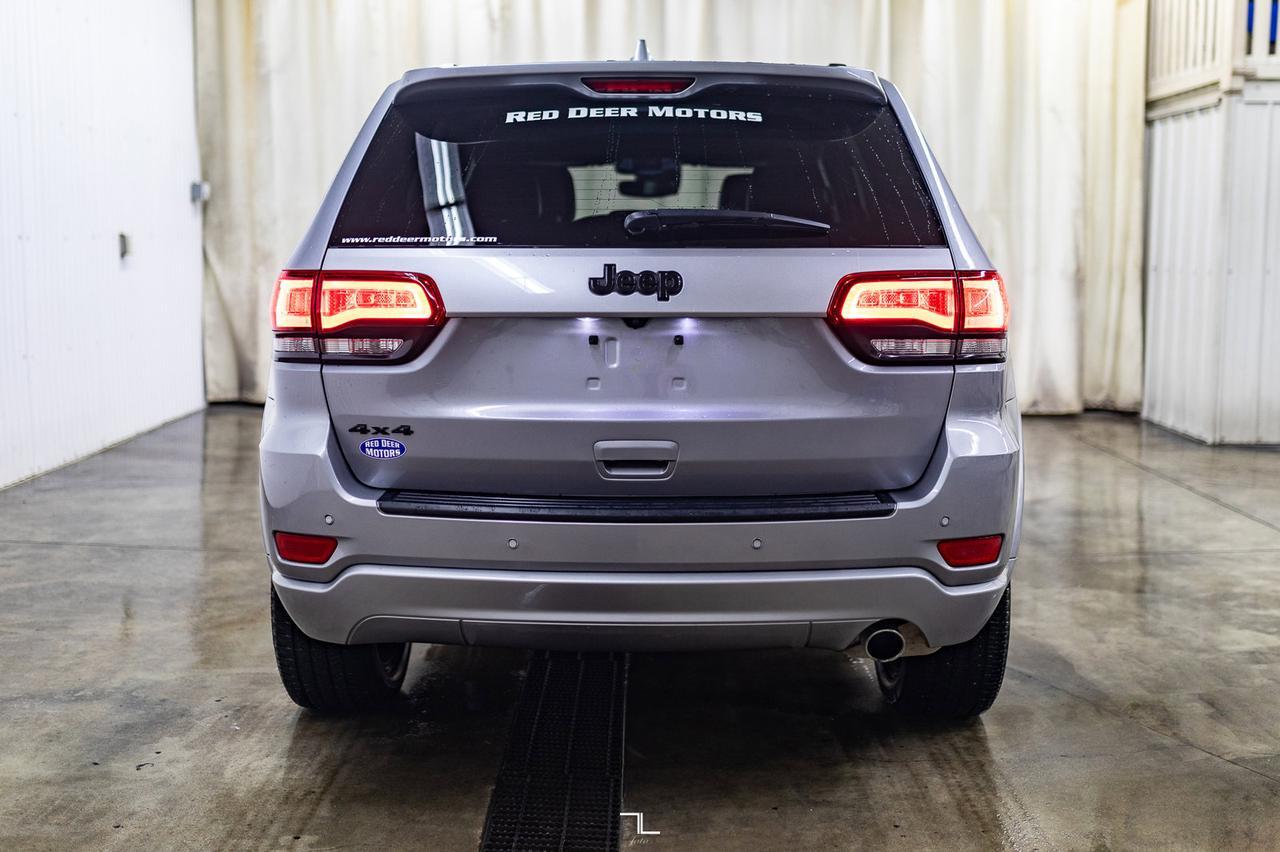 2021 Jeep Grand Cherokee 4x4 Altitude Leather Roof Nav Red Deer AB