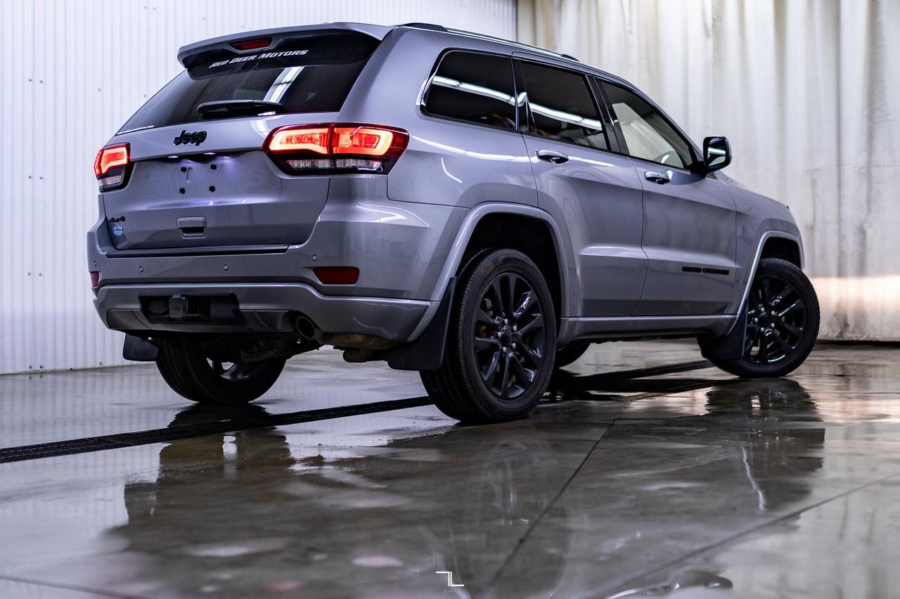 2021 Jeep Grand Cherokee 4x4 Altitude Leather Roof Nav Red Deer AB
