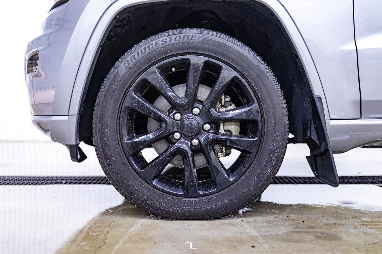 2021 Jeep Grand Cherokee 4x4 Altitude Leather Roof Nav Red Deer AB