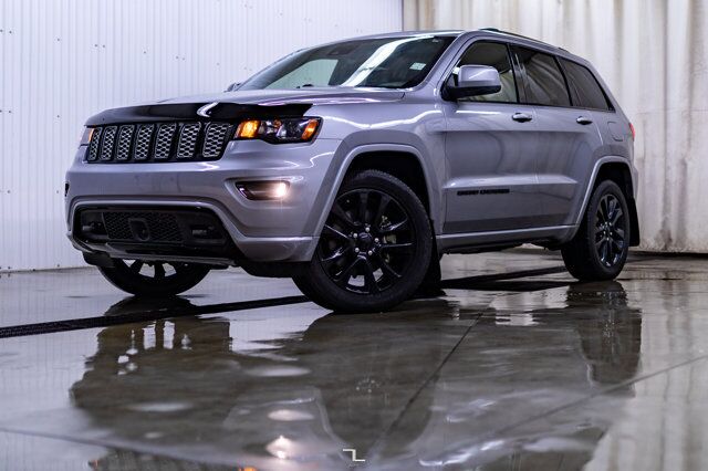 2021 Jeep Grand Cherokee 4x4 Altitude Leather Roof Nav Red Deer AB
