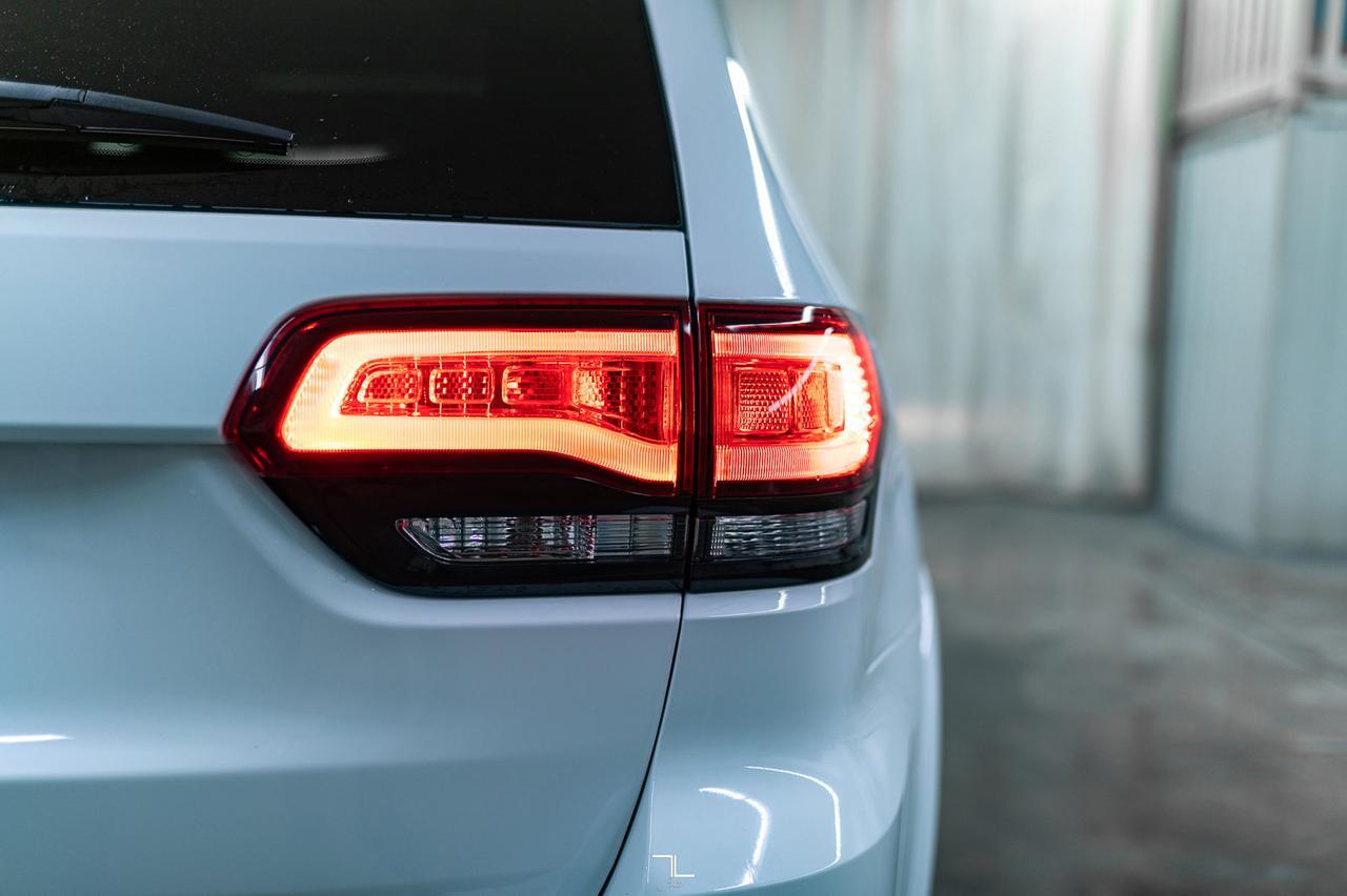 2021 Jeep Grand Cherokee 4x4 Altitude Leather Roof Nav Red Deer AB