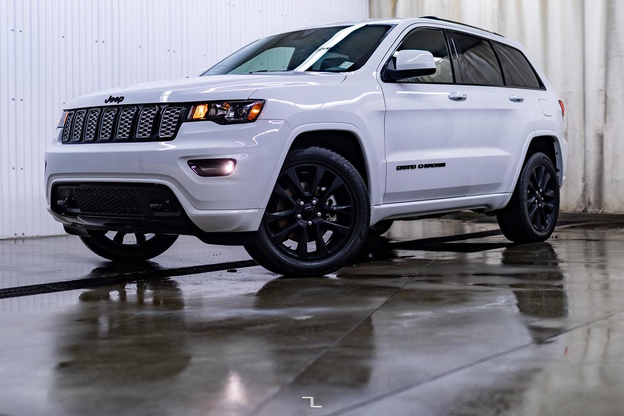 2021 Jeep Grand Cherokee 4x4 Altitude Leather Roof Nav Red Deer AB