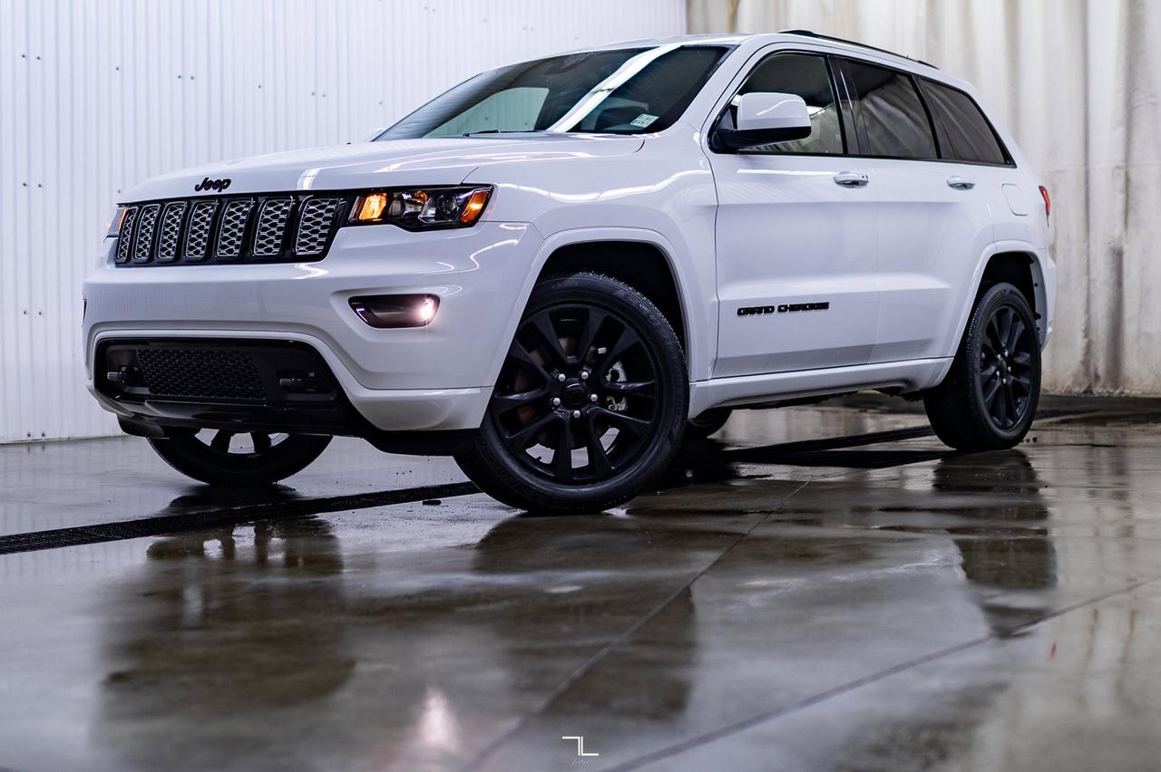 2021 Jeep Grand Cherokee 4x4 Altitude Leather Roof Nav Red Deer AB