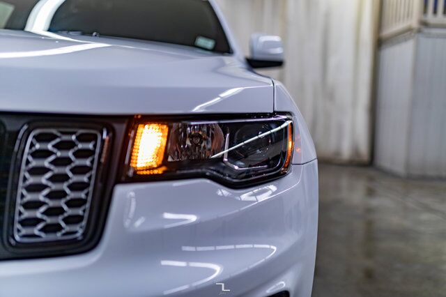 2021 Jeep Grand Cherokee 4x4 Altitude Leather Roof Nav Red Deer AB