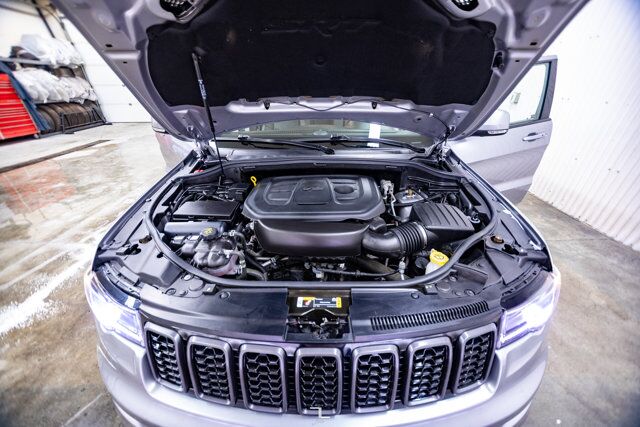 2021 Jeep Grand Cherokee 4x4 High Altitude Leather Roof Nav Red Deer AB