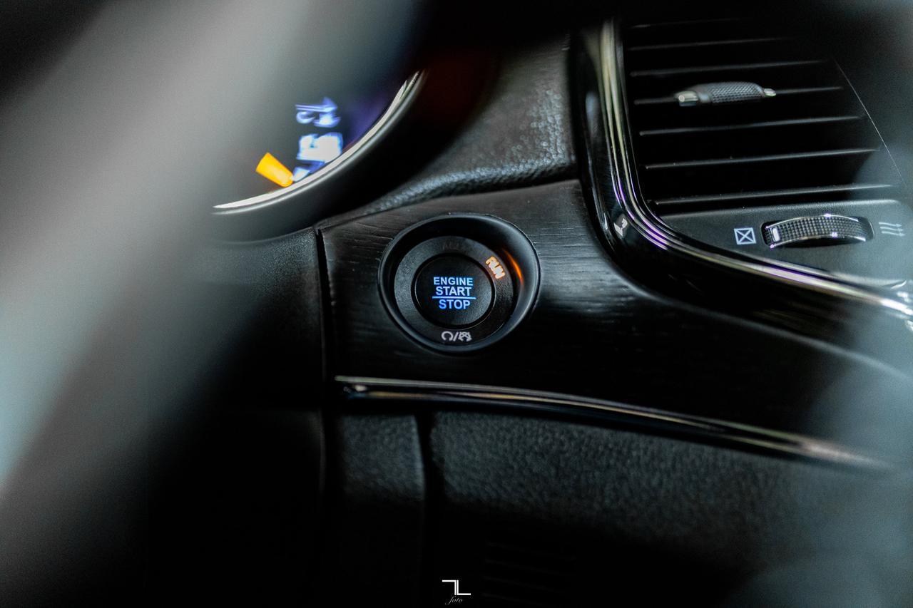 2021 Jeep Grand Cherokee 4x4 High Altitude Leather Roof Nav Red Deer AB