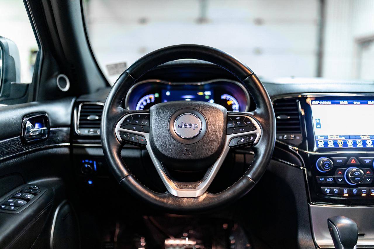 2021 Jeep Grand Cherokee 4x4 High Altitude Leather Roof Nav Red Deer AB