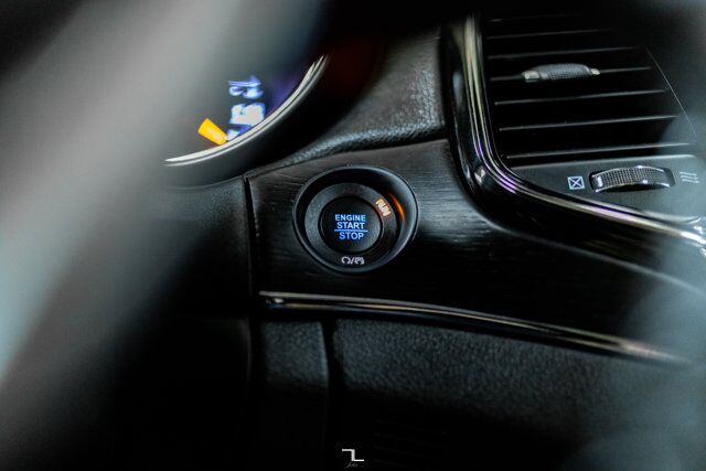 2021 Jeep Grand Cherokee 4x4 High Altitude Leather Roof Nav Red Deer AB