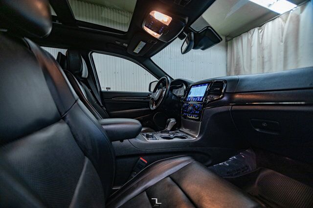 2021 Jeep Grand Cherokee 4x4 High Altitude Leather Roof Nav Red Deer AB