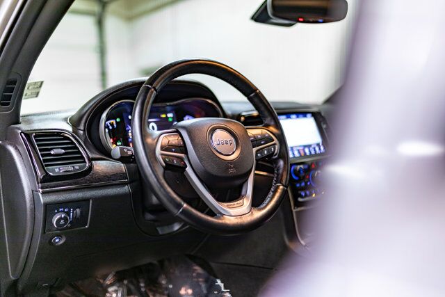 2021 Jeep Grand Cherokee 4x4 High Altitude Leather Roof Nav Red Deer AB