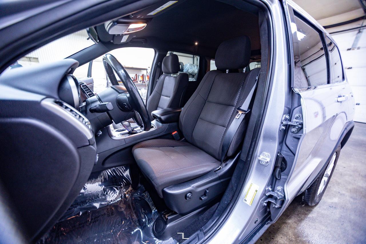 2021 Jeep Grand Cherokee 4x4 Laredo Nav BCam Red Deer AB