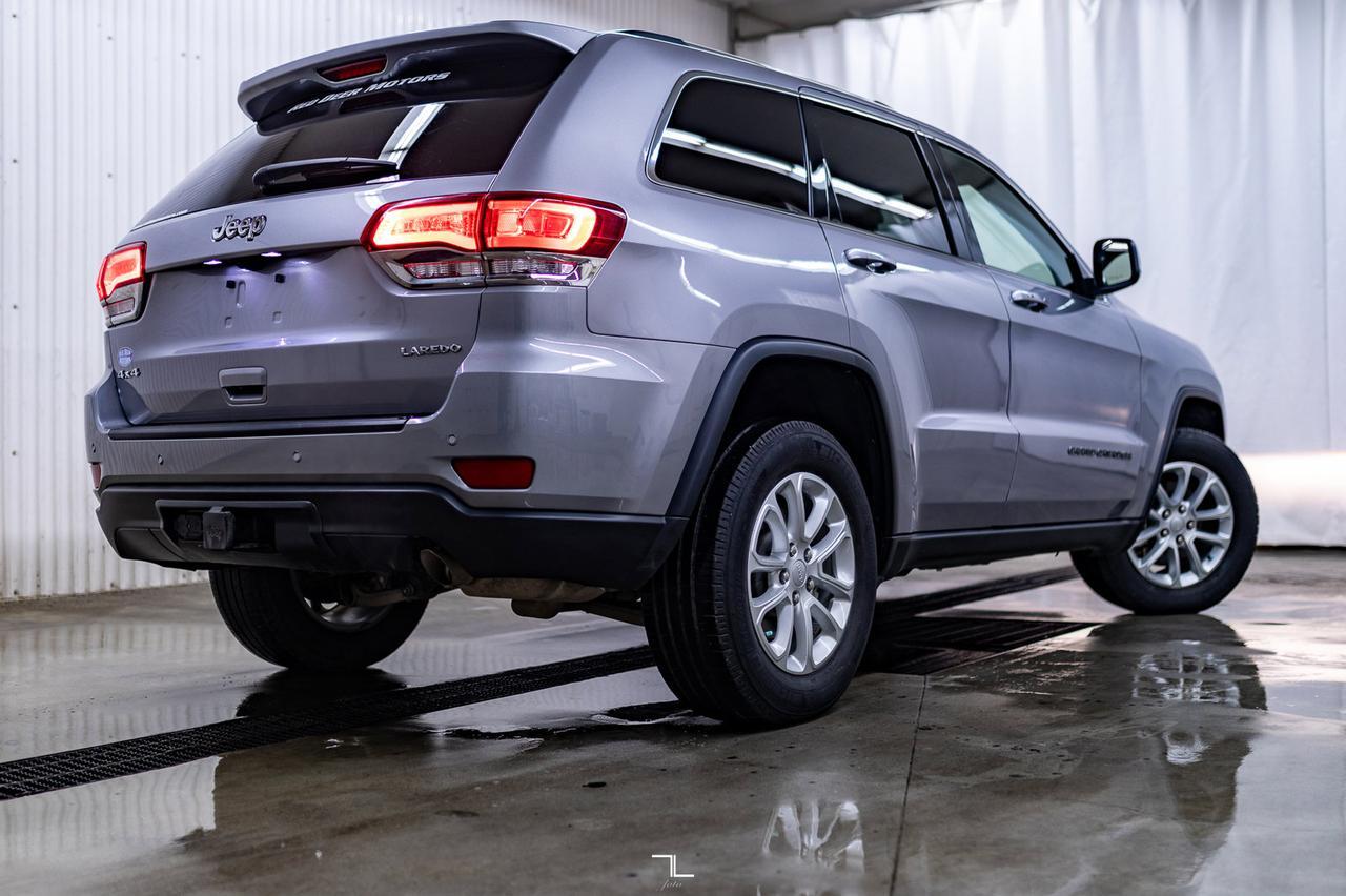 2021 Jeep Grand Cherokee 4x4 Laredo Nav BCam Red Deer AB