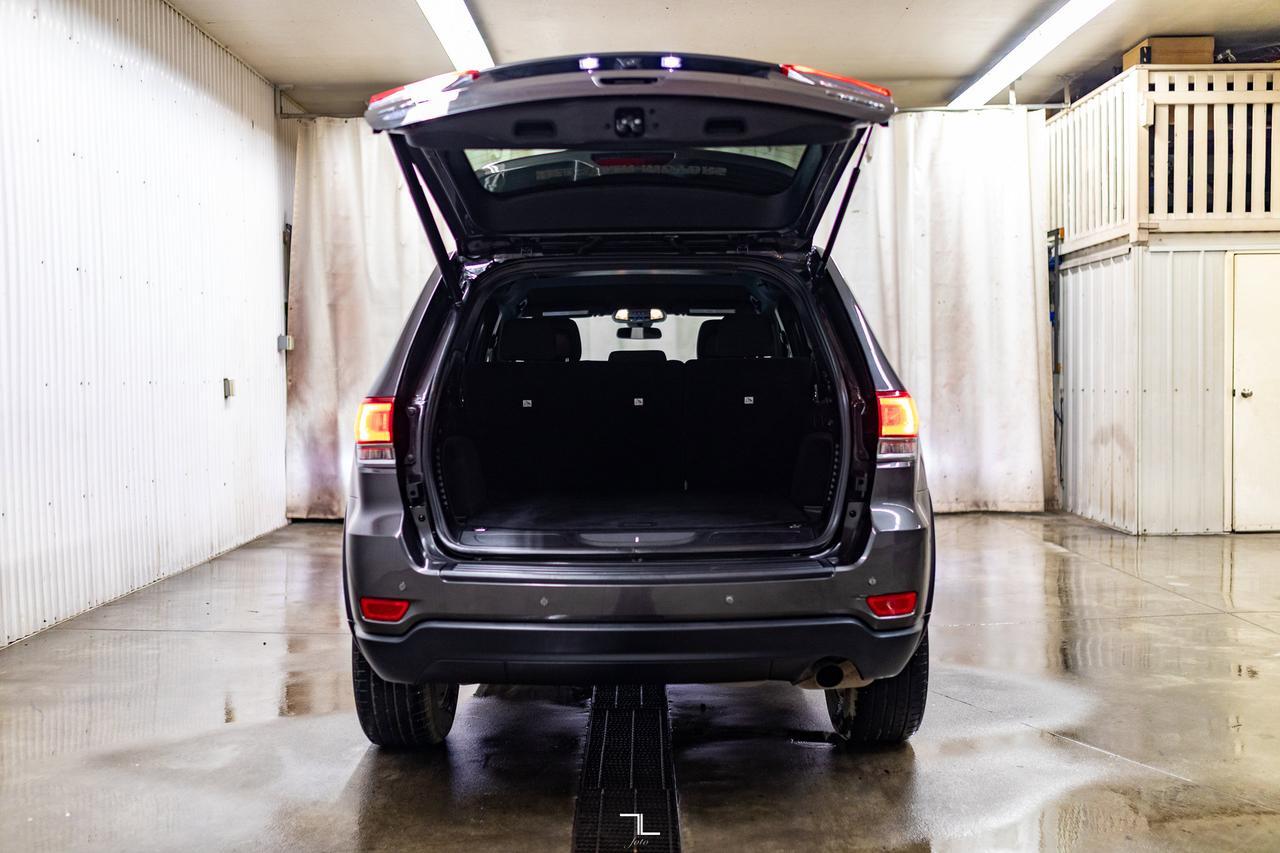 2021 Jeep Grand Cherokee 4x4 Laredo PSeat BCam Red Deer AB