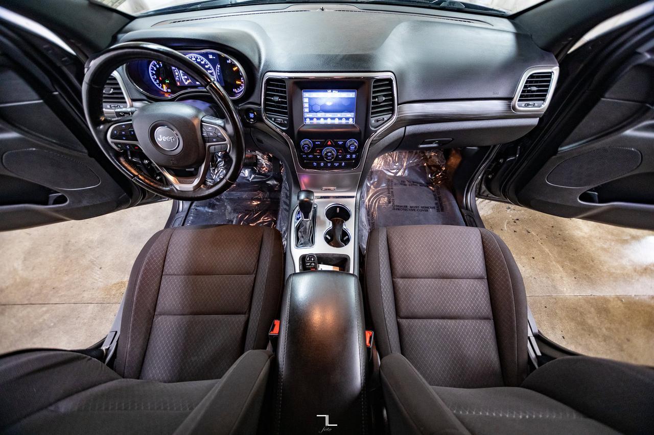 2021 Jeep Grand Cherokee 4x4 Laredo PSeat BCam Red Deer AB