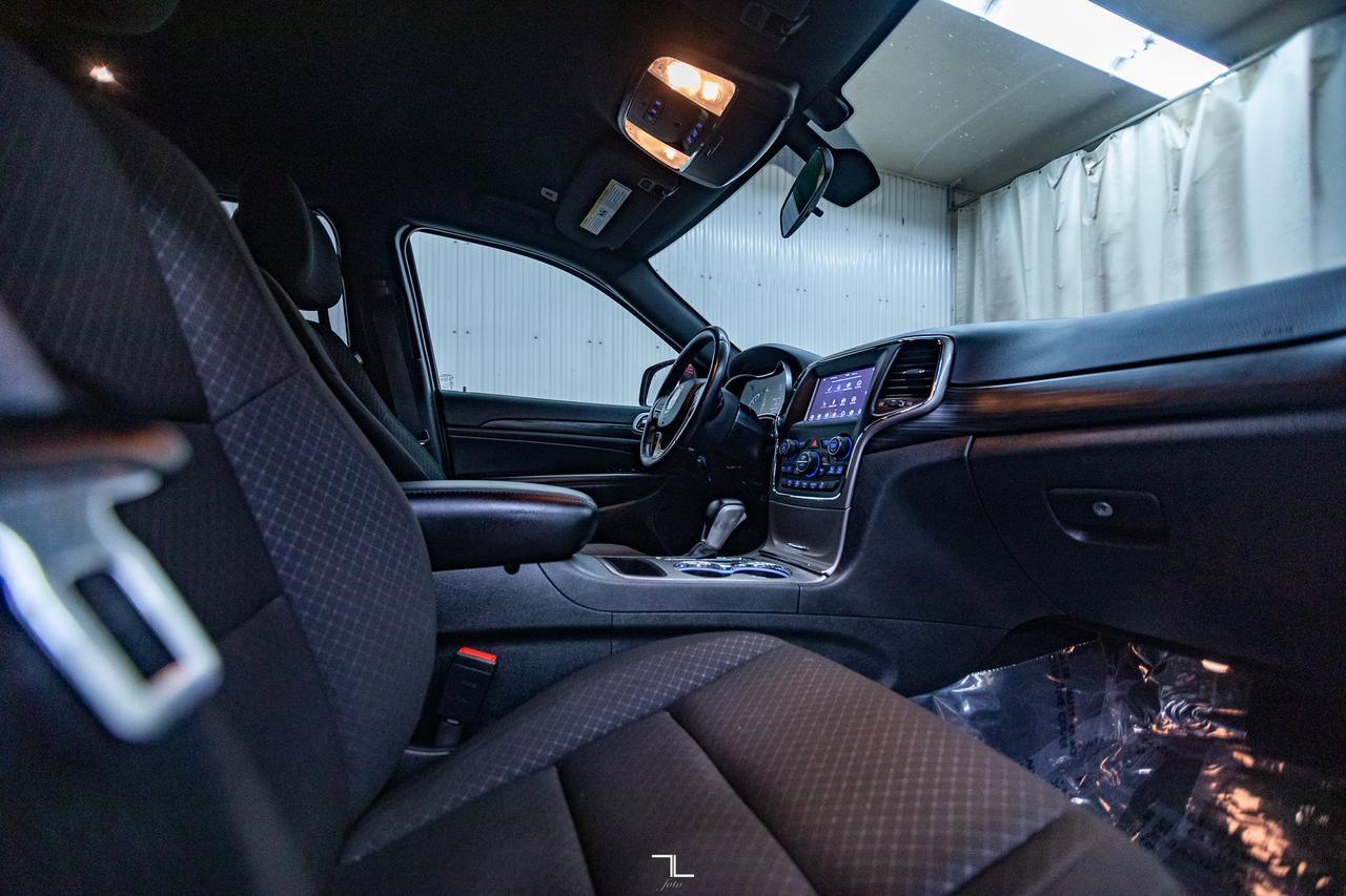 2021 Jeep Grand Cherokee 4x4 Laredo PSeat BCam Red Deer AB