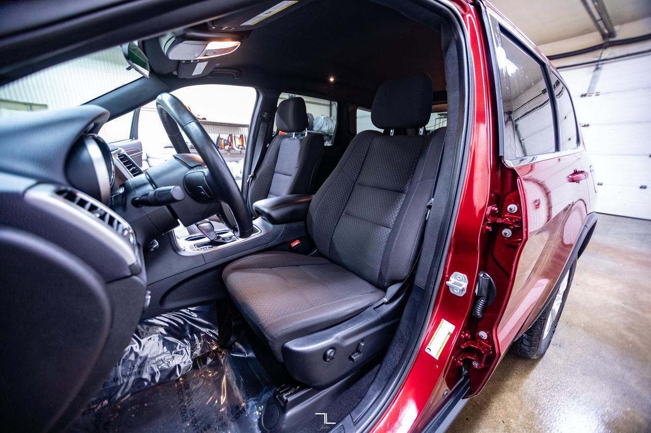 2021 Jeep Grand Cherokee 4x4 Laredo PSeat BCam Red Deer AB