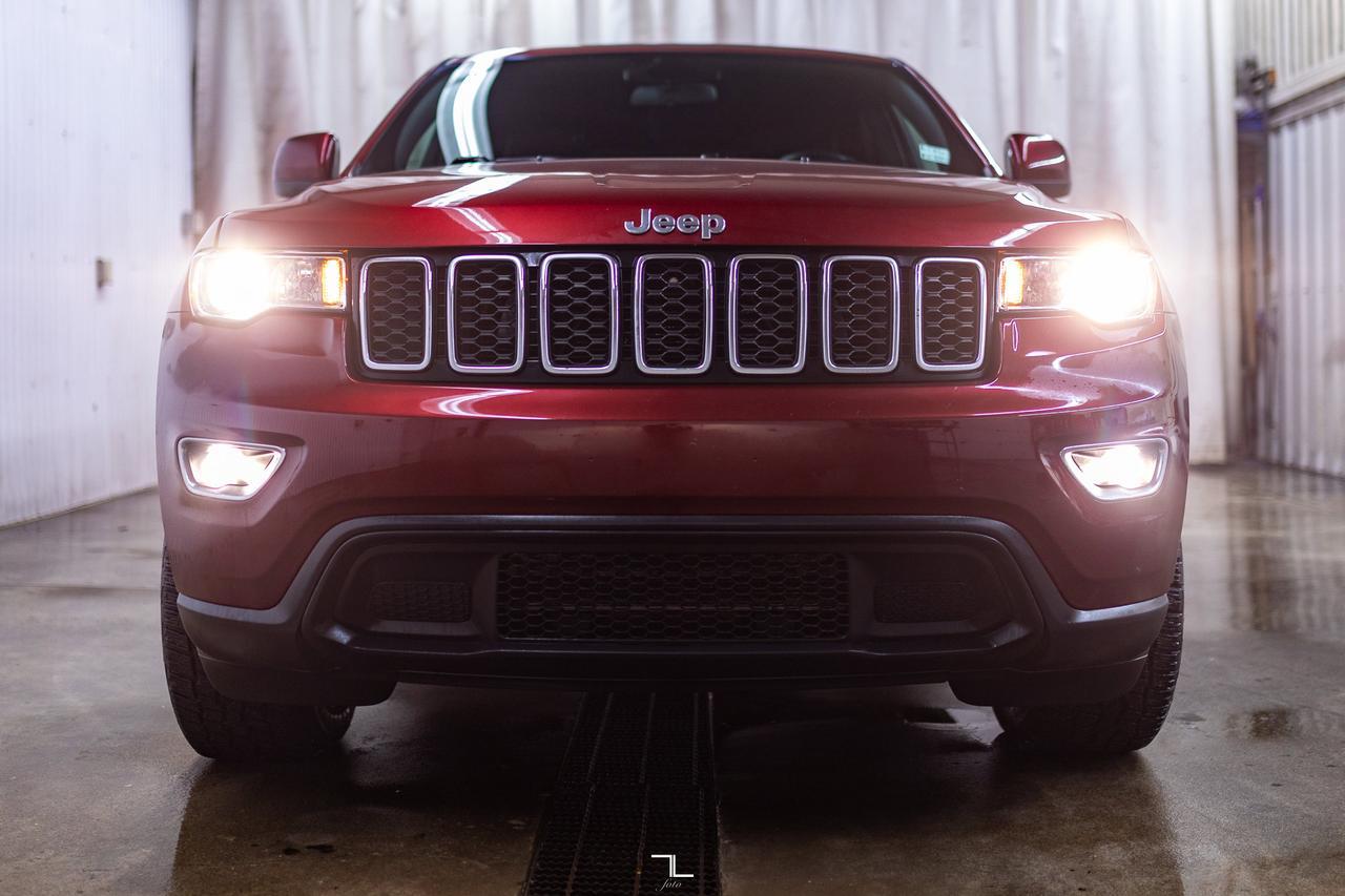 2021 Jeep Grand Cherokee 4x4 Laredo PSeat BCam Red Deer AB