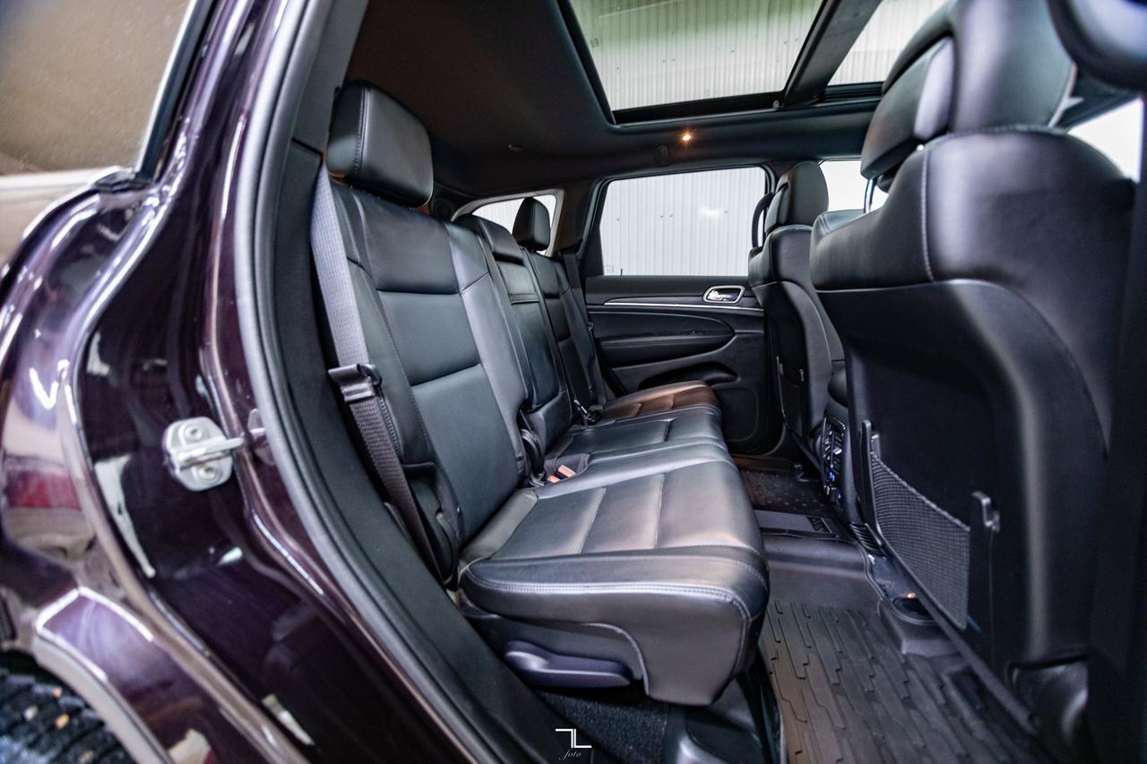 2021 Jeep Grand Cherokee 4x4 Limited Leather Roof Nav BCam Red Deer AB